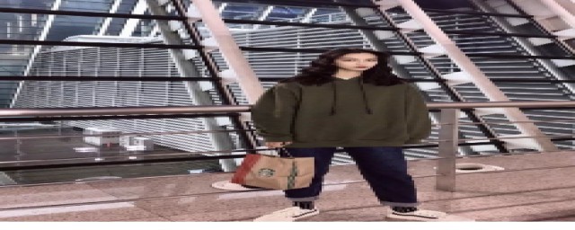 咸莱绿怎么搭配裤子颜色好看(咸菜绿怎么搭配衣服)