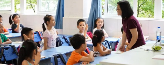 小孩子应该画的画(小孩子画的儿童画)