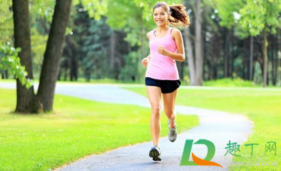 为什么一跑步就想小便(一跑步就要小便是什么原因)