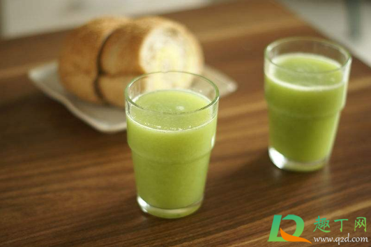 猕猴桃榨汁加水还是加纯牛奶(猕猴桃榨汁可以加牛奶吗)