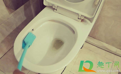 马桶很脏洗不掉怎么办(马桶盖脏了洗不掉怎么办) 马桶很脏洗不掉怎么办(马桶盖脏了洗不掉怎么办)