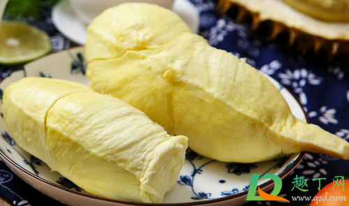 榴莲打开有点水珠正常吗(榴莲上面有水珠还能吃吗)