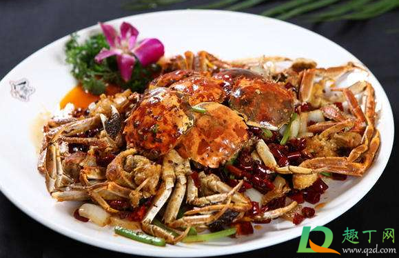 炒螃蟹要先蒸熟吗(蒸过的螃蟹可以炒吗)