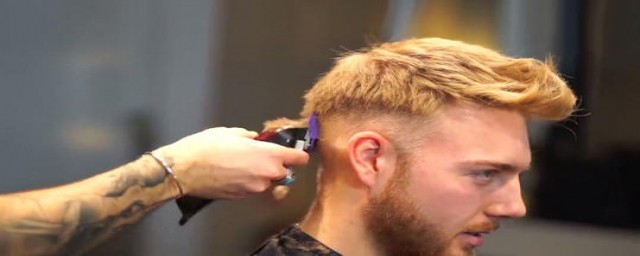 男士的自助理发器怎么用(男士自助理发教程)