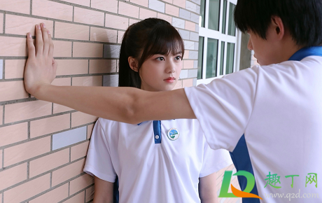 她的微笑像颗糖哪部小说改编的(她的微笑像颗糖原著) 她的微笑像颗糖哪部小说改编的(她的微笑像颗糖原著)