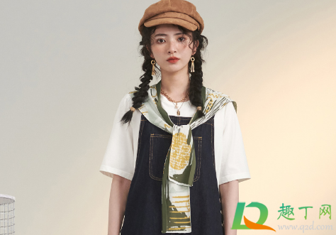 背带裙肩带老滑是什么原因(为什么背带裙的肩带老往下滑)