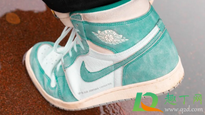 鞋子有折痕怎么修复(鞋子有折痕怎么去除)