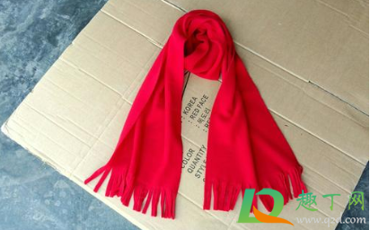 围巾起球正常吗(围巾起球是质量问题吗) 围巾起球正常吗(围巾起球是质量问题吗)