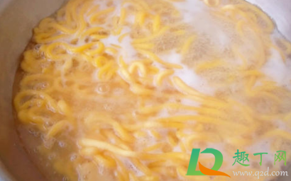 酸汤子怎么样会中毒(吃酸汤子中毒是因为什么)