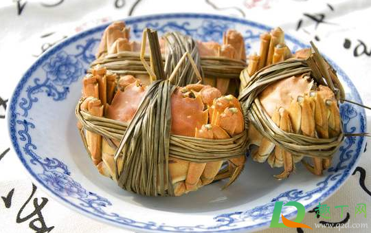 螃蟹是先洗后绑还是先绑后洗(绑好螃蟹怎么洗才干净) 螃蟹是先洗后绑还是先绑后洗(绑好螃蟹怎么洗才干净)