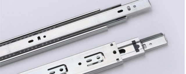 注意平整取出避免损坏