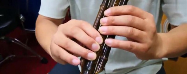 如何区分(如何区分风热感冒与风寒感冒)