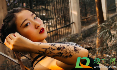 洗纹身线条会不会留疤(洗纹身到底留不留疤)