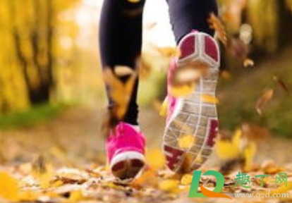 跑步中眼花是怎么回事啊(跑完步为什么眼花) 跑步中眼花是怎么回事啊(跑完步为什么眼花)