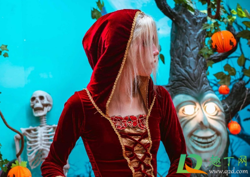 2020万圣节女生cos什么好(万圣节男孩子cos什么)