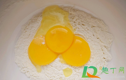 买鸡蛋怎么看新鲜(鸡蛋如何看新鲜) 买鸡蛋怎么看新鲜(鸡蛋如何看新鲜)