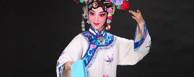 这里有简要的故事梗概快来看(一个故事的梗概)