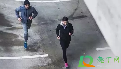 跑步头痛头麻怎么原因(跑步头皮发麻是什么原因) 跑步头痛头麻怎么原因(跑步头皮发麻是什么原因)