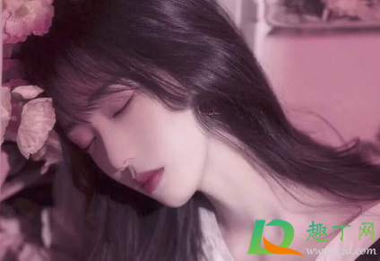 闭眼睛的时候眼睛痛是怎么回事(闭眼睛的时候眼睛疼)