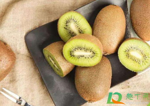 猕猴桃用勺子怎么刮了之后好剥(猕猴桃怎么好剥开) 猕猴桃用勺子怎么刮了之后好剥(猕猴桃怎么好剥开)