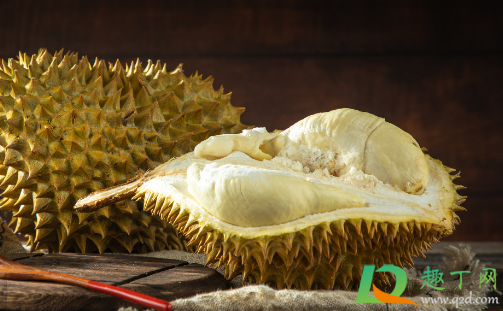 榴莲打开有点水珠正常吗(榴莲上面有水珠还能吃吗) 榴莲打开有点水珠正常吗(榴莲上面有水珠还能吃吗)
