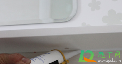 玻璃上的玻璃胶怎么清洗(玻璃上的胶怎样清洗) 玻璃上的玻璃胶怎么清洗(玻璃上的胶怎样清洗)