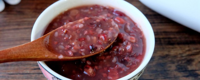 腊八粥第2-21自然段的内容(腊八粥共有几个自然段)