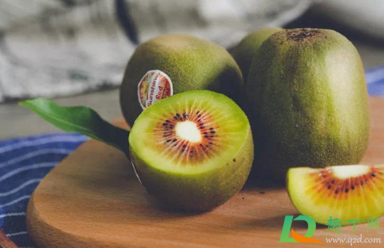 猕猴桃熟到一碰就烂还能吃吗(猕猴桃碰坏了还能吃吗) 猕猴桃熟到一碰就烂还能吃吗(猕猴桃碰坏了还能吃吗)