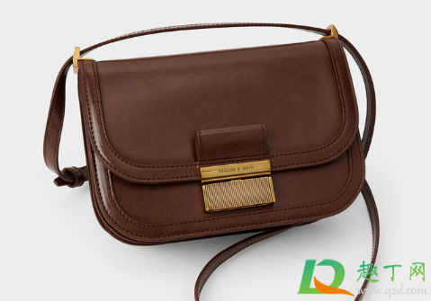 新款小ck复古包绿色和棕色哪个好看(小ck哪款包包最好看) 新款小ck复古包绿色和棕色哪个好看(小ck哪款包包最好看)