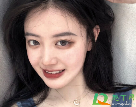 单身独居女孩会有危险吗(单身女生独居)