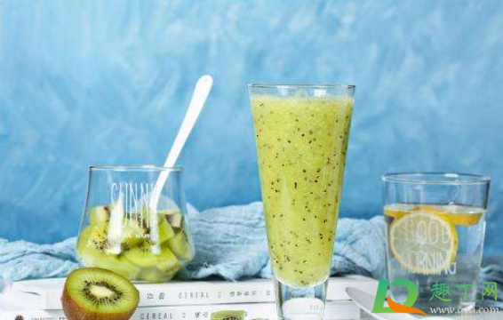 猕猴桃加牛奶榨汁为什么是苦的(猕猴桃可以和牛奶一起榨出来是苦的)