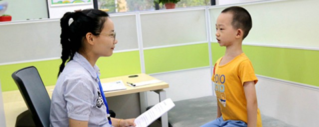 孩子写字拖拉限时写不完这样做很有效(小孩写字拖拖拉拉有什么方法纠正)