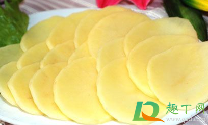 针眼青紫用土豆贴多久(打针青紫可以用土豆片敷吗) 针眼青紫用土豆贴多久(打针青紫可以用土豆片敷吗)