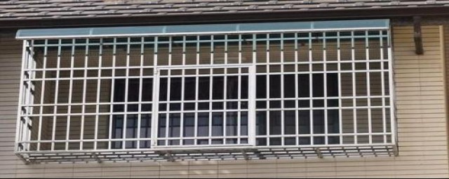 飘窗安装防护网方法(卧室飘窗防护网图片)