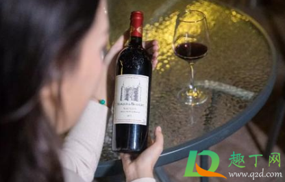 葡萄酒的热量是多少大卡(白葡萄酒的热量是多少大卡) 葡萄酒的热量是多少大卡(白葡萄酒的热量是多少大卡)