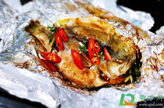 烤箱锡纸厚度怎么选(烤箱锡纸厚度有什么区别吗)