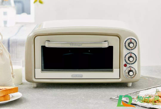 烤箱第一次用要不要消毒(烤箱第一次使用需要清洗吗)