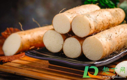 山药削皮变紫色有毒吗(山药皮削掉有点紫色可以吃吗)