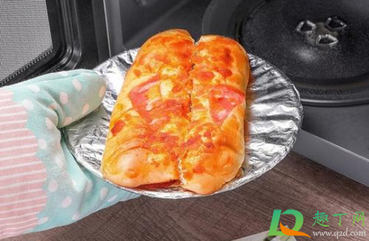 烤箱锡纸是用正面还是反面 烤箱锡纸是用正面还是反面