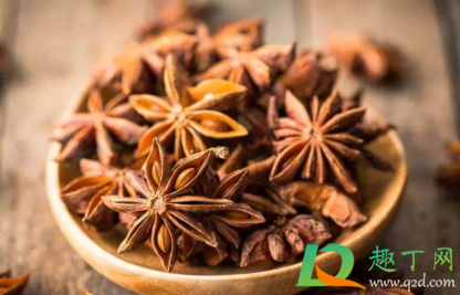 硫磺八角是怎么弄的(硫磺熏过的八角图片) 硫磺八角是怎么弄的(硫磺熏过的八角图片)