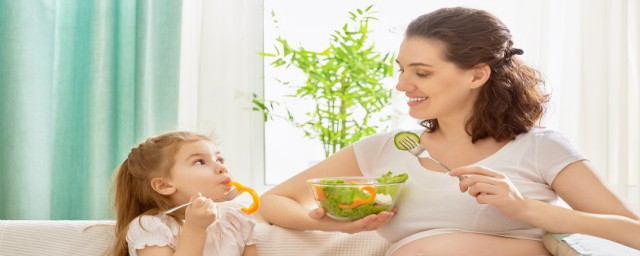 养育幼儿有哪些常识(养育幼儿的注意事项)