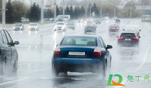 新车几年免检(新车几年免检行驶证要不要换) 新车几年免检(新车几年免检行驶证要不要换)