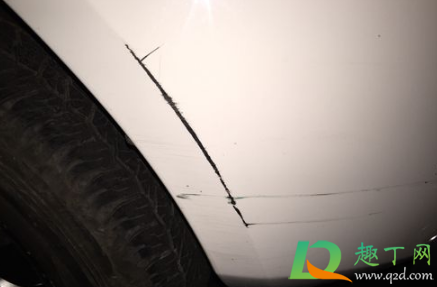 米粒大小掉漆会生锈吗(车上米粒大小的掉漆是怎么造成的)