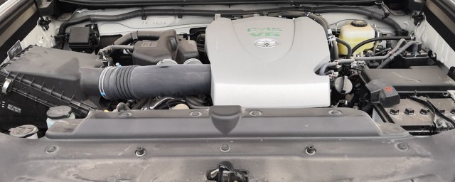 普拉多3.5发动机是哪里产的(3.0t的普拉多是几缸发动机)