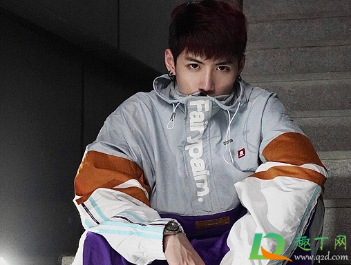 乘风少年根据什么小说改编的(乘风少年百度百科 小说)