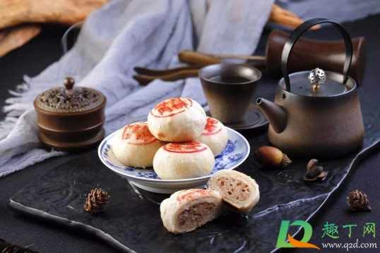 月饼早上吃还是中午吃(月饼早上吃还是晚上吃)