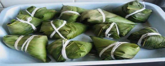 包粽子方法竟然有这么多种(包粽子的方法是什么样的)