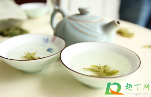 安吉白茶为什么叫白茶(为何叫安吉白茶)