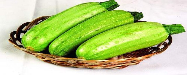 西葫芦的做法(西葫芦的做法大全图片)