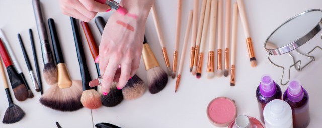 美容技巧盘点(美容基础知识与技巧)